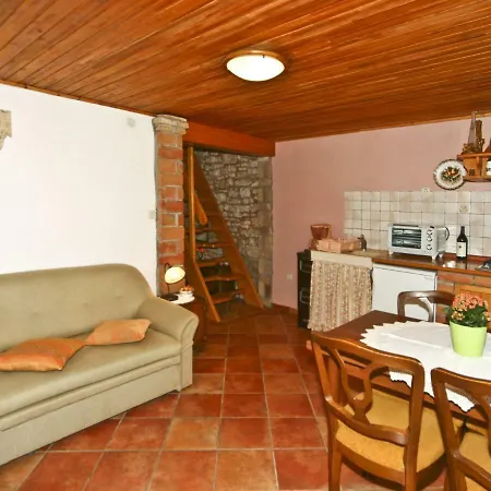 Holiday Istrian House Valter 別荘 Orihi