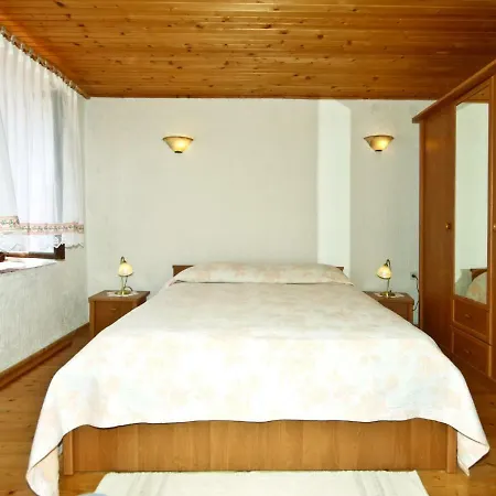 別荘 Holiday Istrian House Valter Orihi